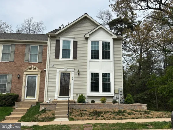 $2,600 | 156 Foxview Drive, Glen Burnie, MD 21061