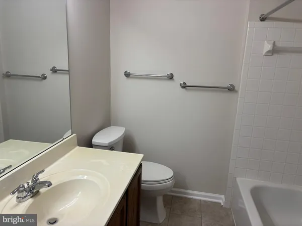 $2,600 | 156 Foxview Drive, Glen Burnie, MD 21061