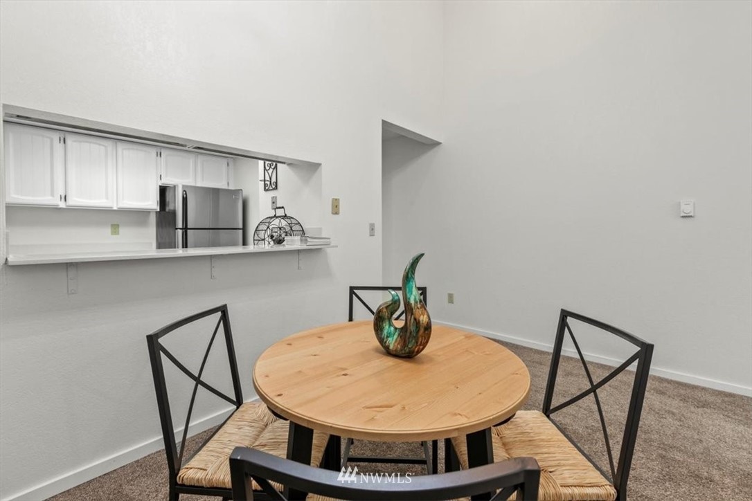 2515 Northeast 4th Street, Unit 532 Renton, WA 98056 - Photo 6 of 24