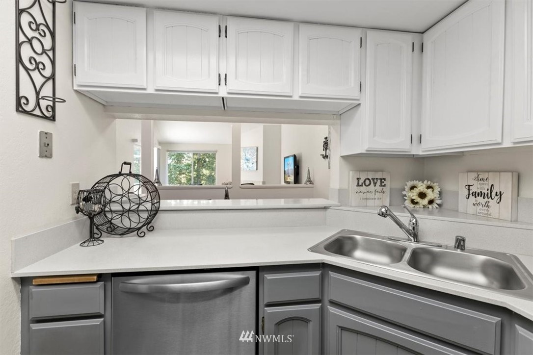 2515 Northeast 4th Street, Unit 532 Renton, WA 98056 - Photo 9 of 24