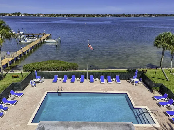 $379,000 | 825 Center Street, Unit 9A, Jupiter, FL 33458