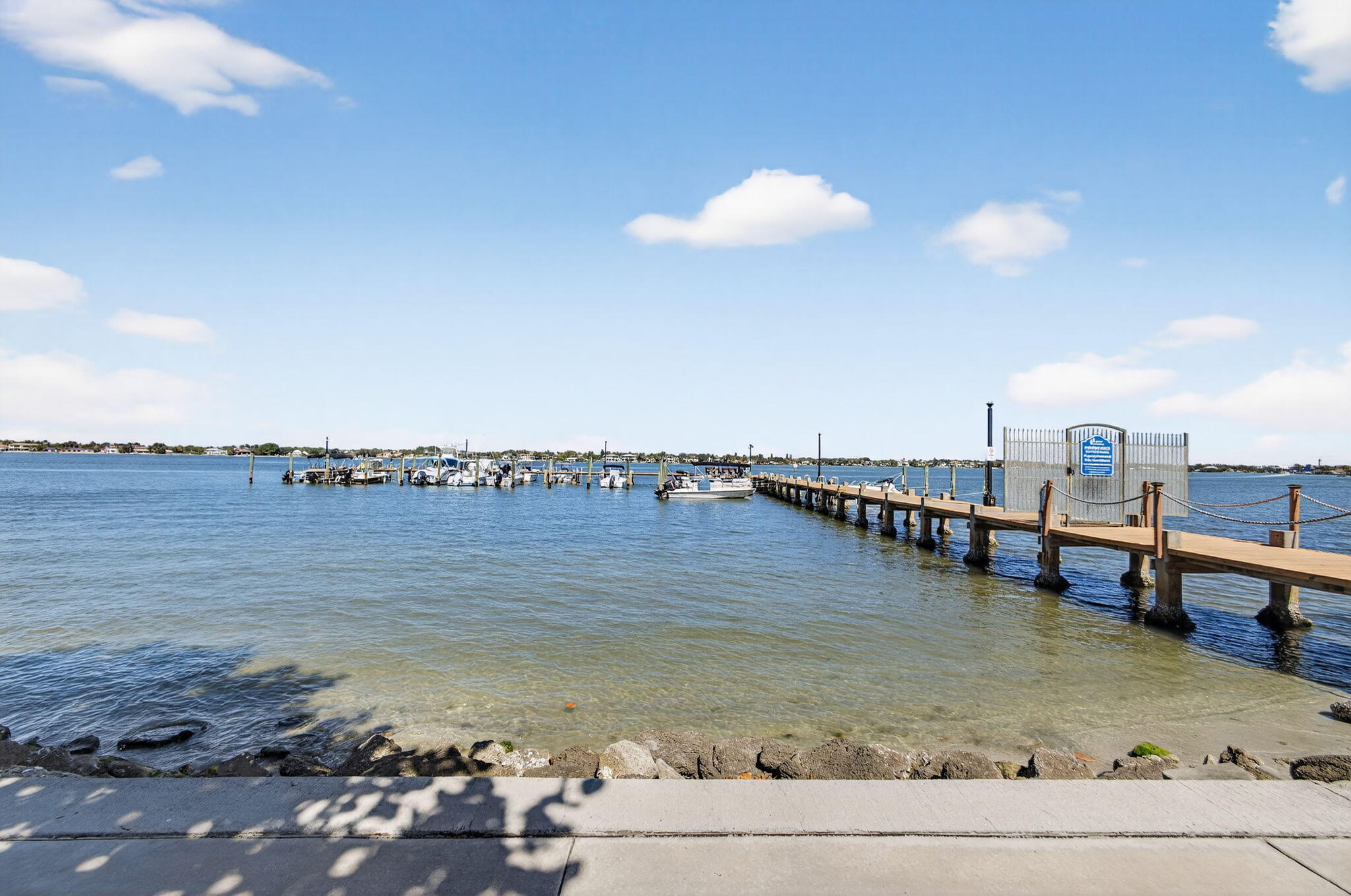 825 Center Street, Unit 9A Jupiter, FL 33458 - Photo 9 of 52 a view of a ocean view