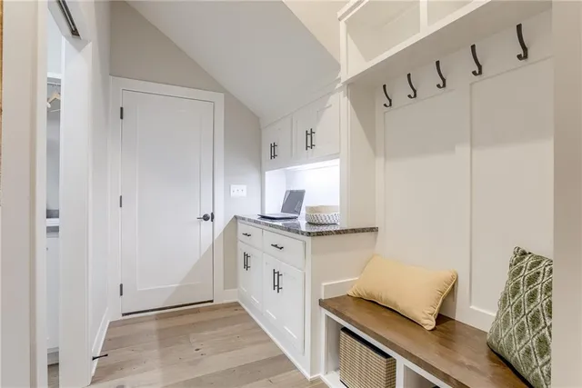 $877,565 | 11475 South Roundtree Street, Olathe, KS 66061