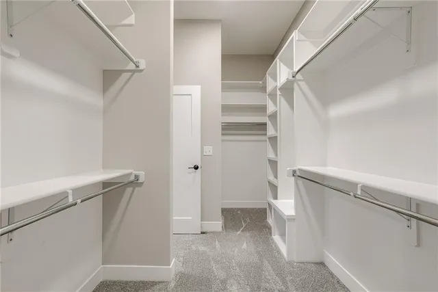 $877,565 | 11475 South Roundtree Street, Olathe, KS 66061