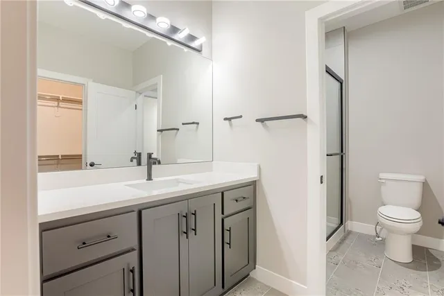 $877,565 | 11475 South Roundtree Street, Olathe, KS 66061