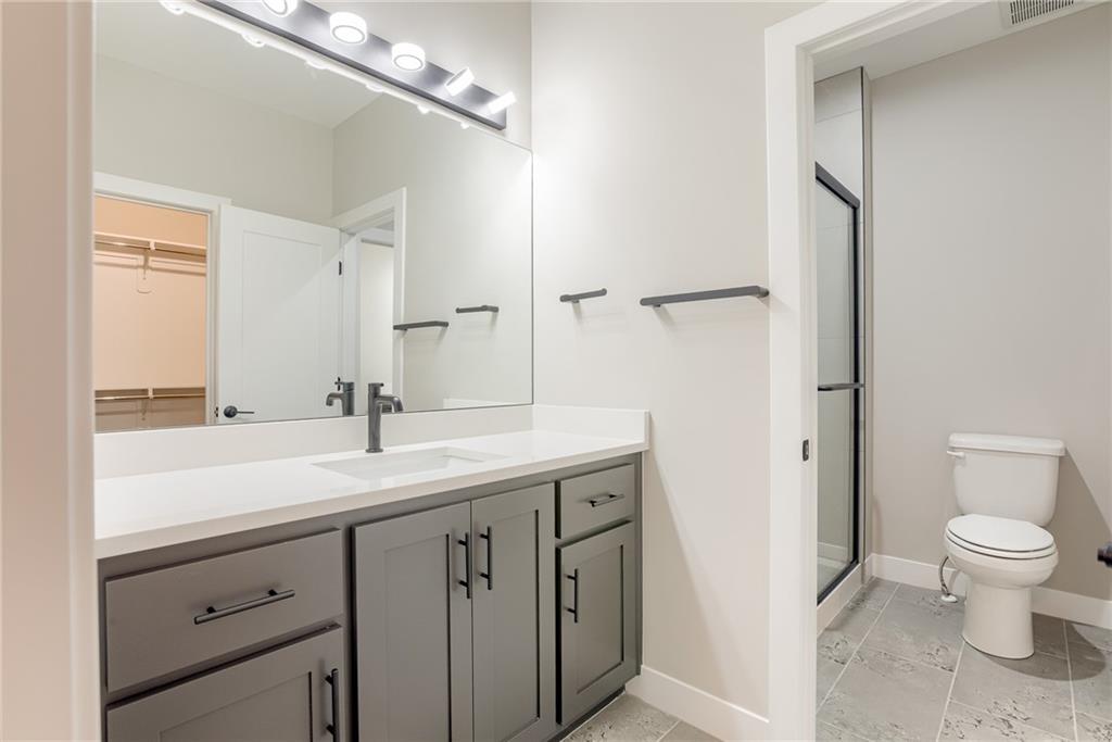 11475 South Roundtree Street Olathe, KS 66061 - Photo 35 of 47