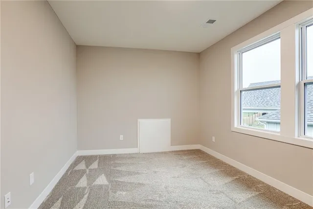 $877,565 | 11475 South Roundtree Street, Olathe, KS 66061