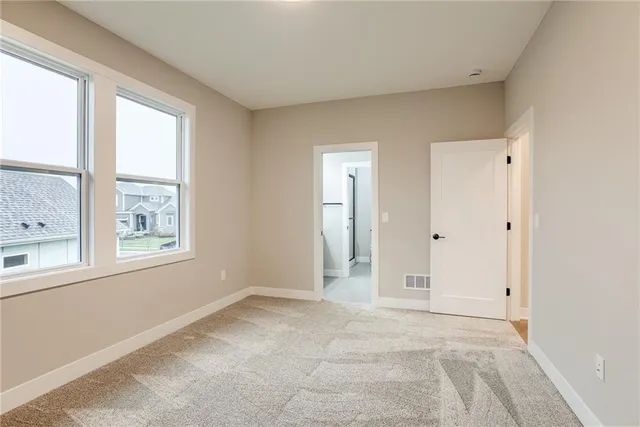 $877,565 | 11475 South Roundtree Street, Olathe, KS 66061