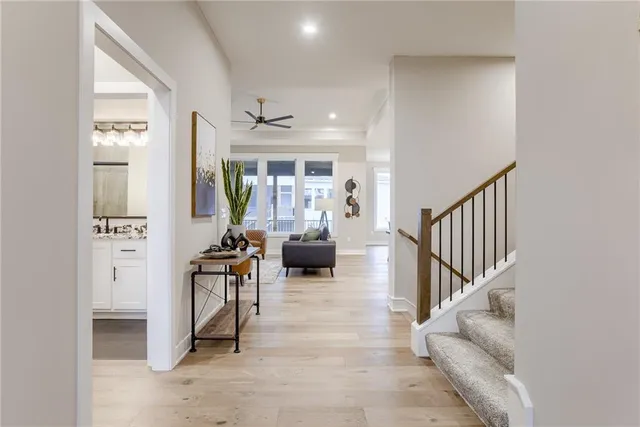 $877,565 | 11475 South Roundtree Street, Olathe, KS 66061