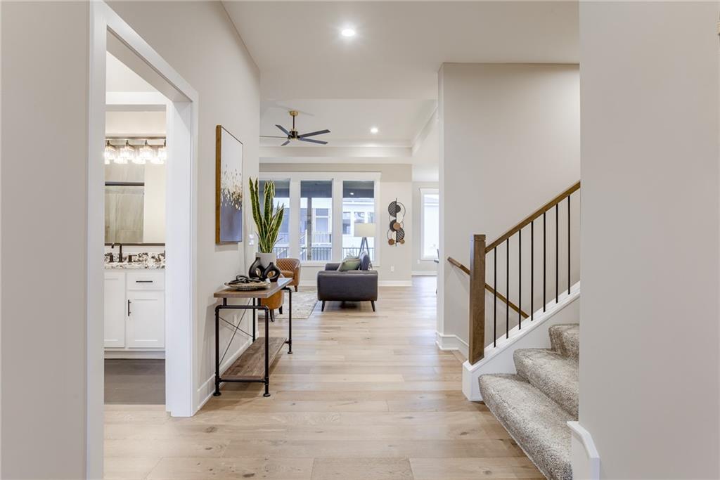 11475 South Roundtree Street Olathe, KS 66061 - Photo 5 of 47