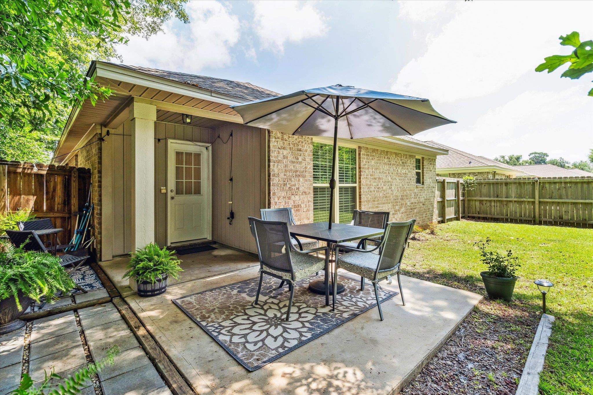 16096 Hoiles Avenue Silverhill, AL 36576 - Photo 16 of 20 Patio