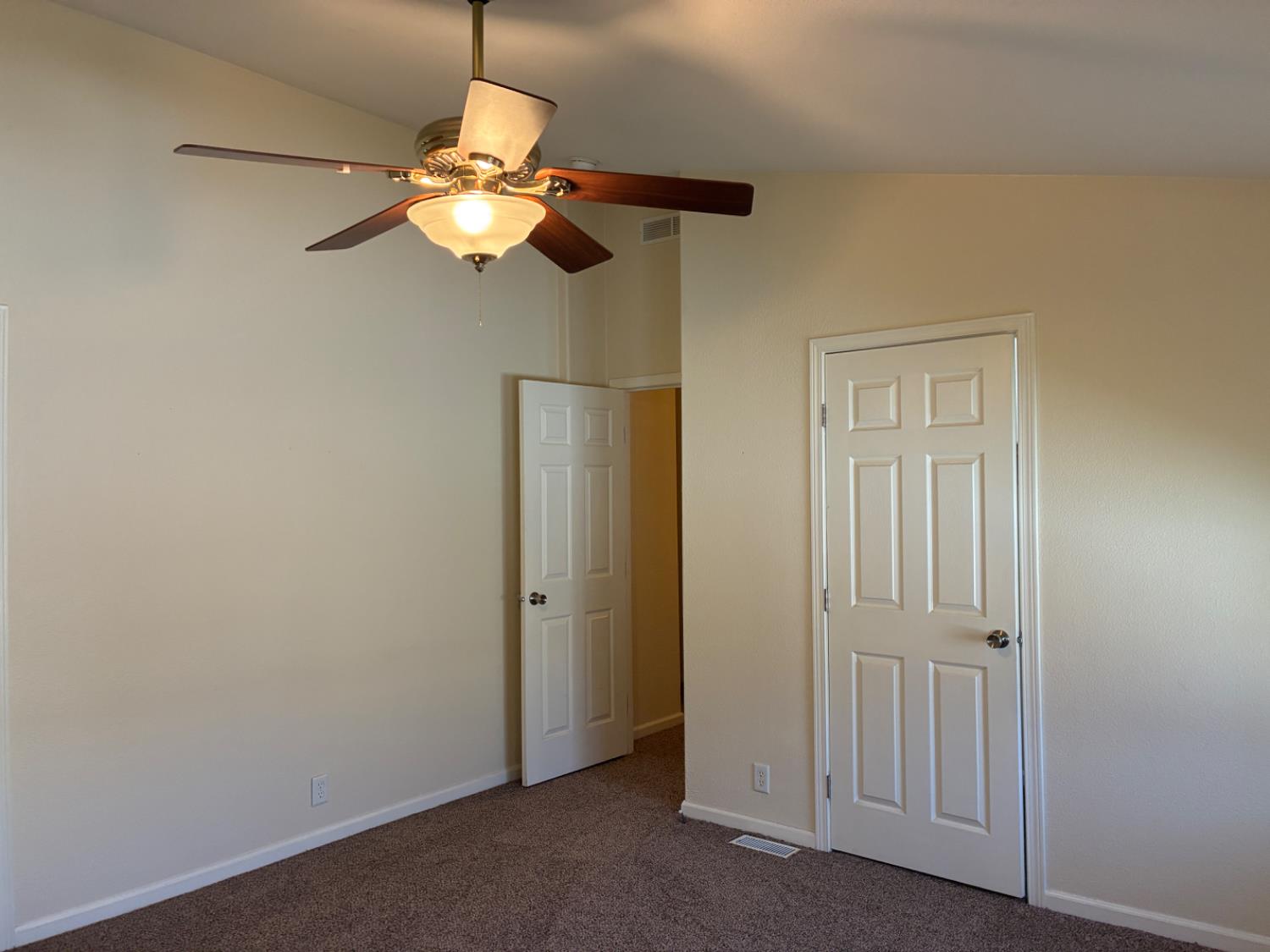 1155 Pease Road, Unit 408 Yuba City, CA 95991 - Photo 25 of 45 a view of a chandelier fan and closet
