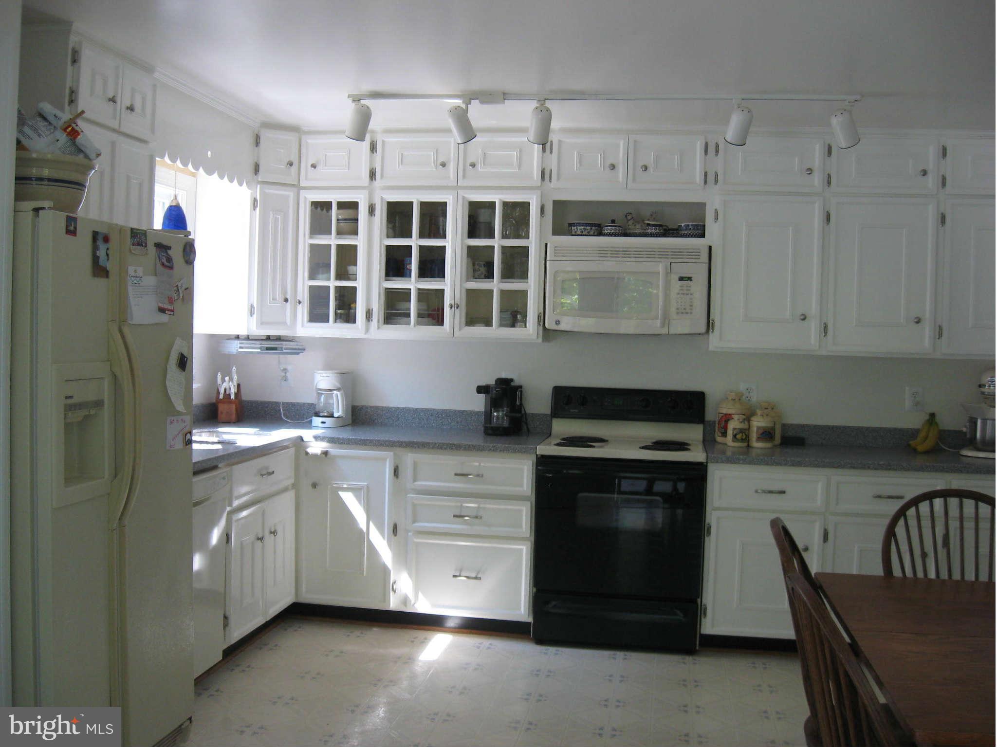 1590 Lottie Fowler Road Prince Frederick, MD 20678 - Photo 7 of 30 Kitchen