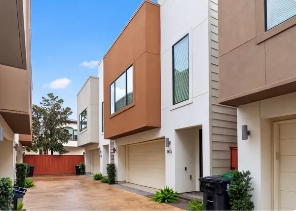 $379,900 | 1815 Radcliffe Street, Houston, TX 77007