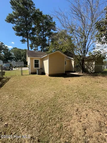 $1,100 | 231 Easy Street, Jacksonville, NC 28546