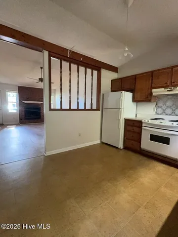 $1,100 | 231 Easy Street, Jacksonville, NC 28546