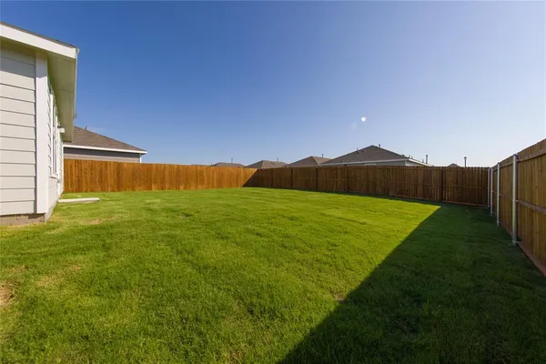 $1,895 | 5902 Nyquist Way, Forney, TX 75126
