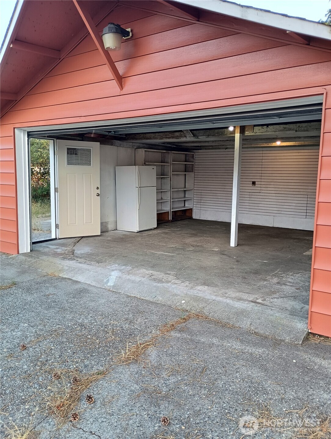 14607 Union Avenue Southwest Lakewood, WA 98498 - Photo 32 of 40 a view of a house with a garage