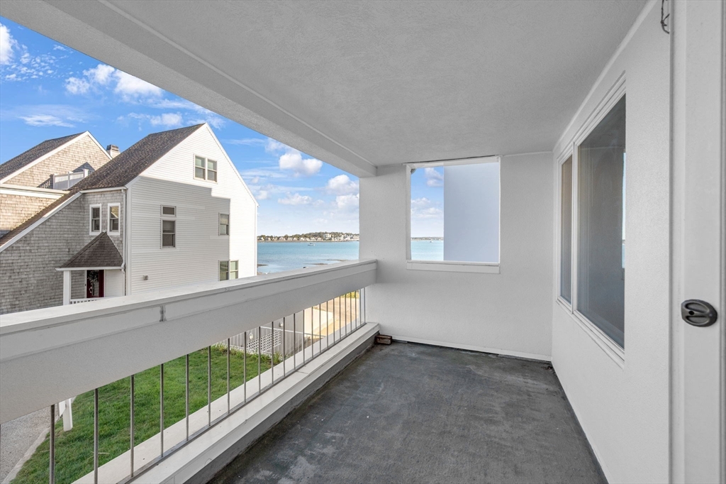 1 Commodore Court, Unit 202 Hull, MA 02045 - Photo 17 of 29