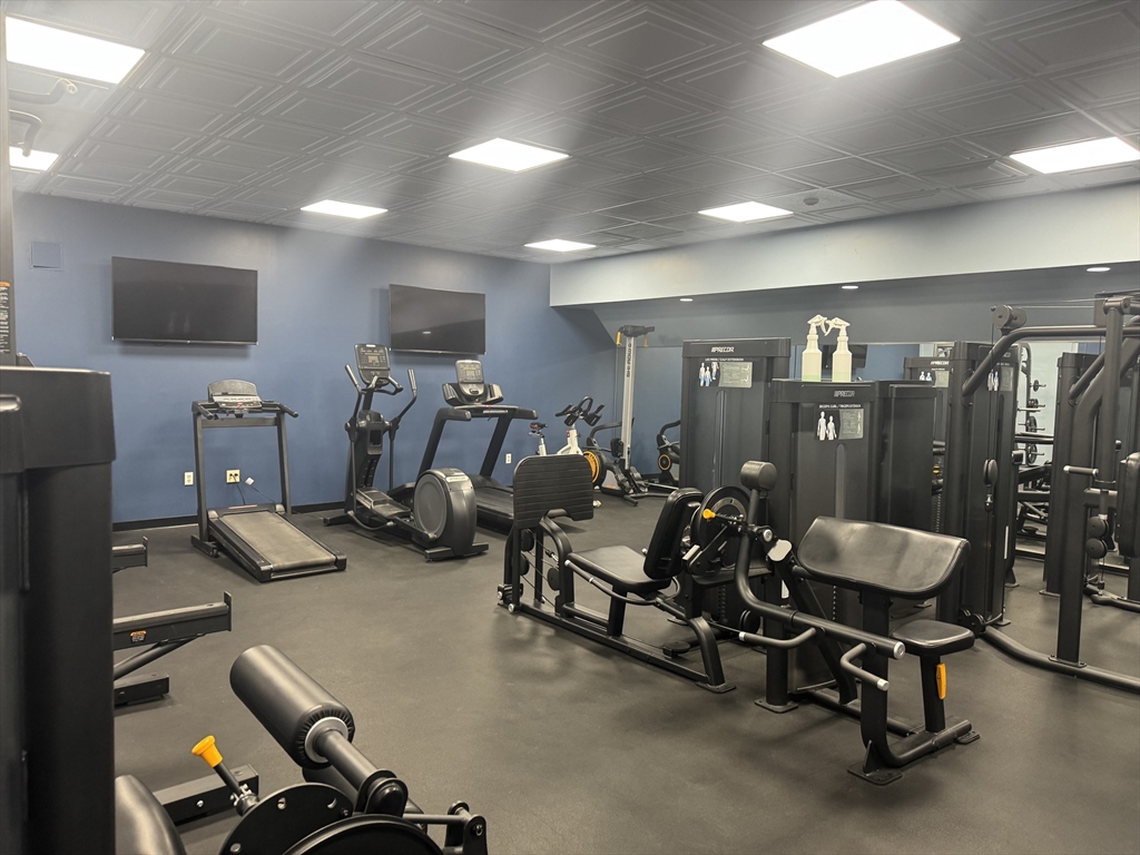 1 Commodore Court, Unit 202 Hull, MA 02045 - Photo 26 of 29