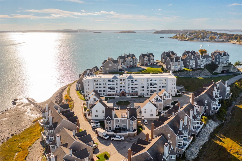 1 Commodore Court, Unit 202 Hull, MA 02045 - Photo 4 of 29