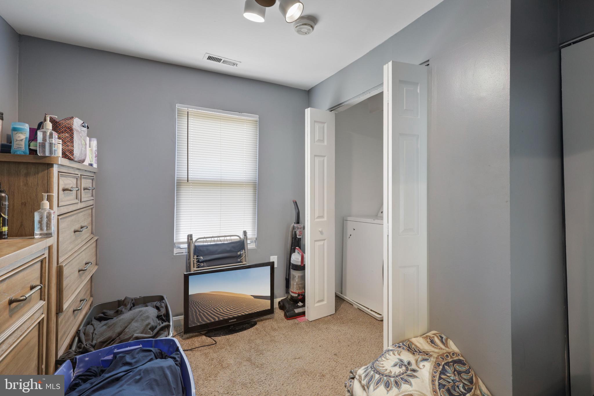 6500 Golden Ring Road Baltimore, MD 21237 - Photo 27 of 39 Bedroom 2