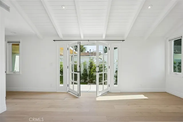 $7,500 | 13220 Otsego Street, Sherman Oaks, CA 91423