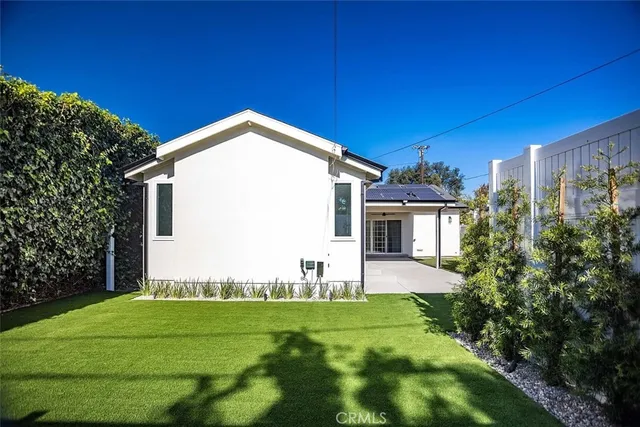 $7,500 | 13220 Otsego Street, Sherman Oaks, CA 91423