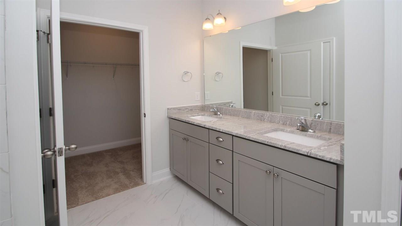 816 Riley Lane Greensboro, NC 27455 - Photo 10 of 18 Gallery Image 10