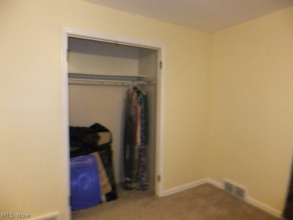 4968 Anderson Road Cleveland, OH 44124 - Photo 16 of 24
