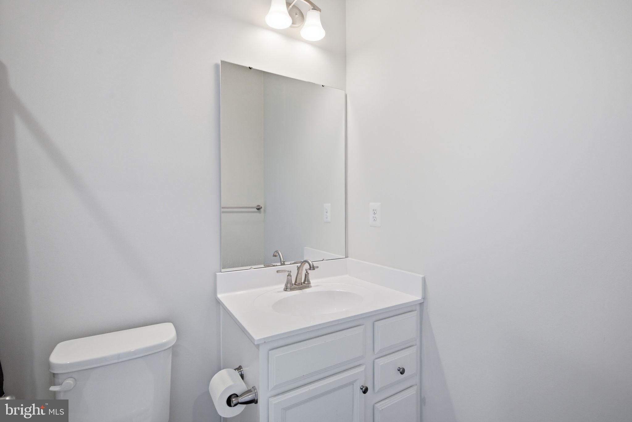 3460 Payne Farm Road Hanover, MD 21076 - Photo 17 of 38 2nd full bathroom