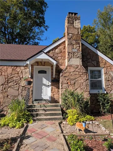 $180,000 | 212 North Main Street, Holden, MO 64040