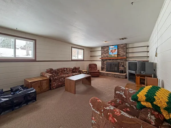$469,900 | N97-w21763 Whitehorse Drive, Colgate, WI 53017