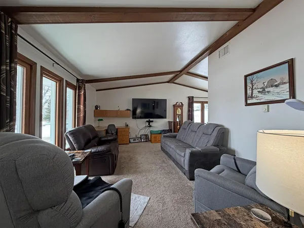 $469,900 | N97-w21763 Whitehorse Drive, Colgate, WI 53017