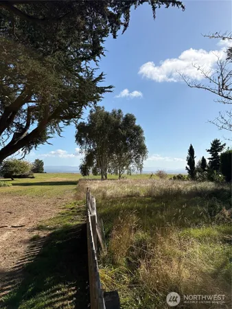 $430,000 | 33880 Territory Road, Oysterville, WA 98641