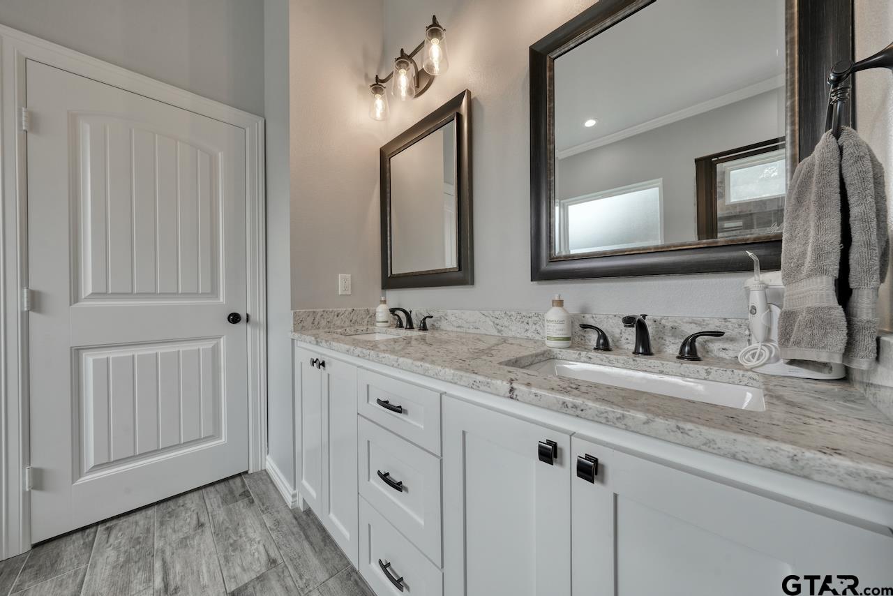 19359 Ridge Point Circle Lindale, TX 75771 - Photo 22 of 47