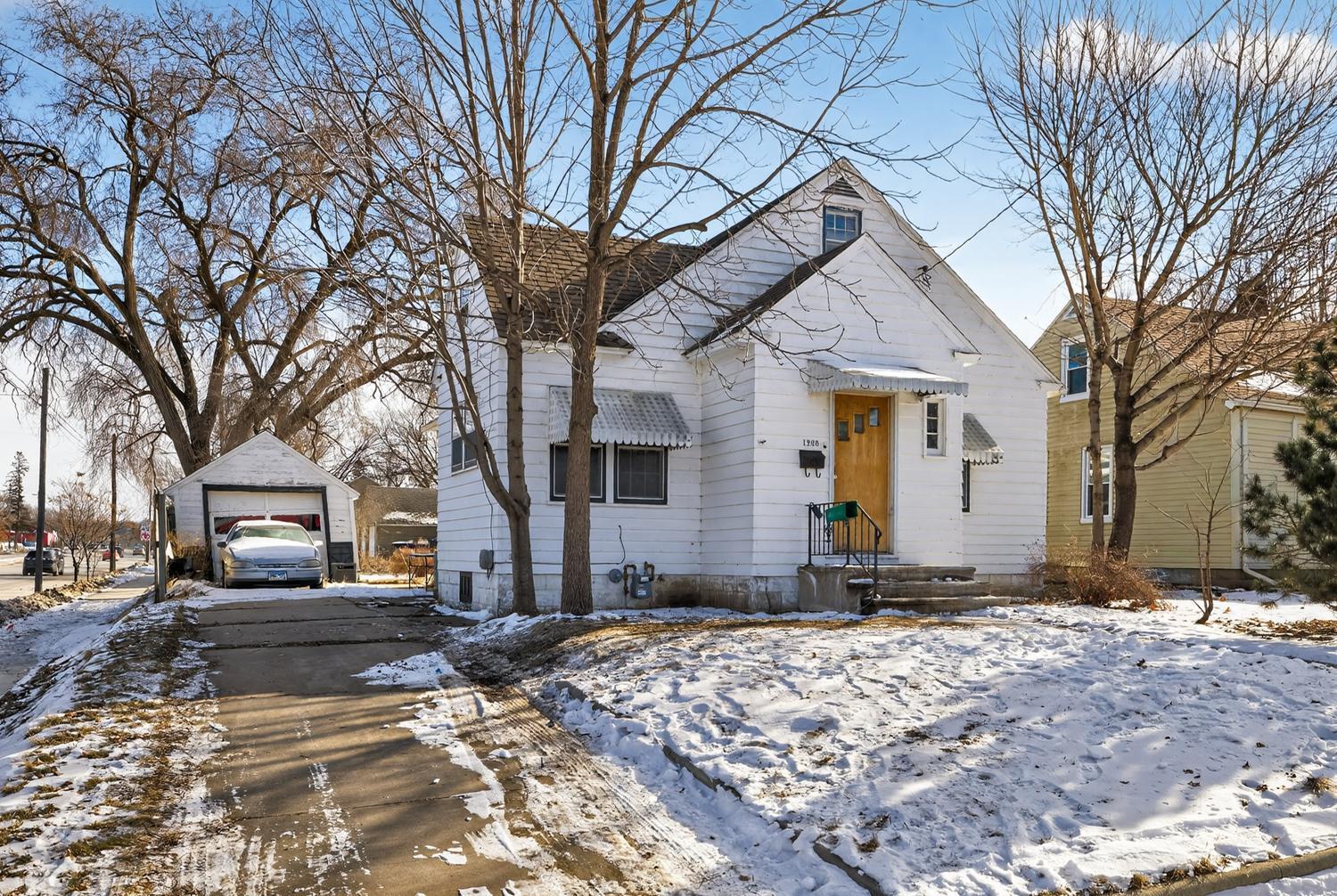 1208 4th Avenue Southeast Rochester, MN 55904 - Photo 2 of 32