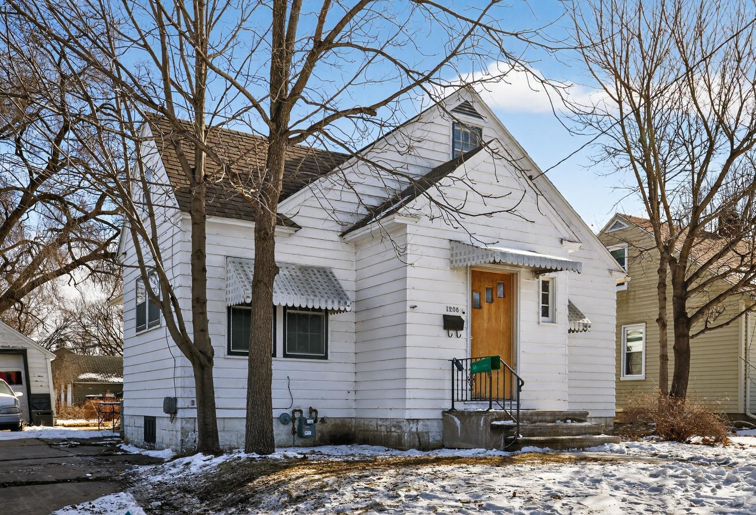 1208 4th Avenue Southeast Rochester, MN 55904 - Photo 3 of 32