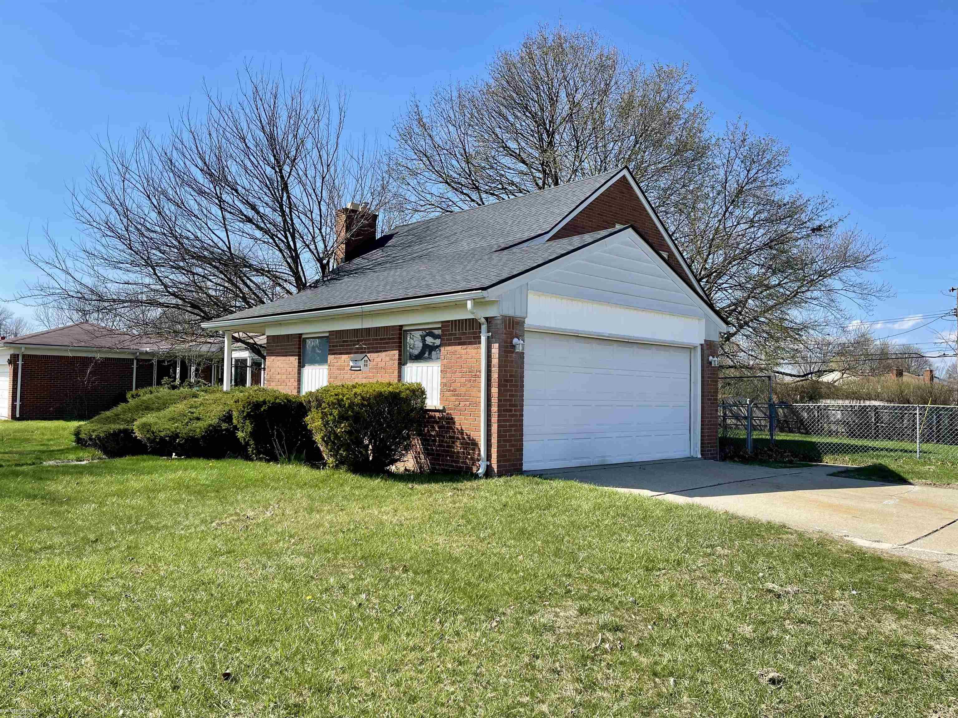 12531 Common Road Warren, MI 48093 - Photo 2 of 18