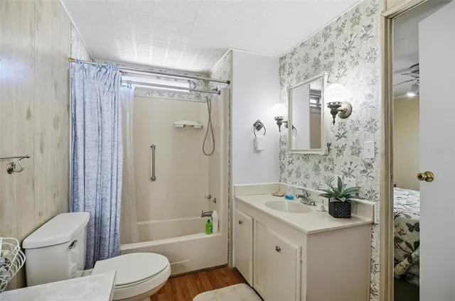 $199,900 | 1605 Bass Avenue, Seville, FL 32190