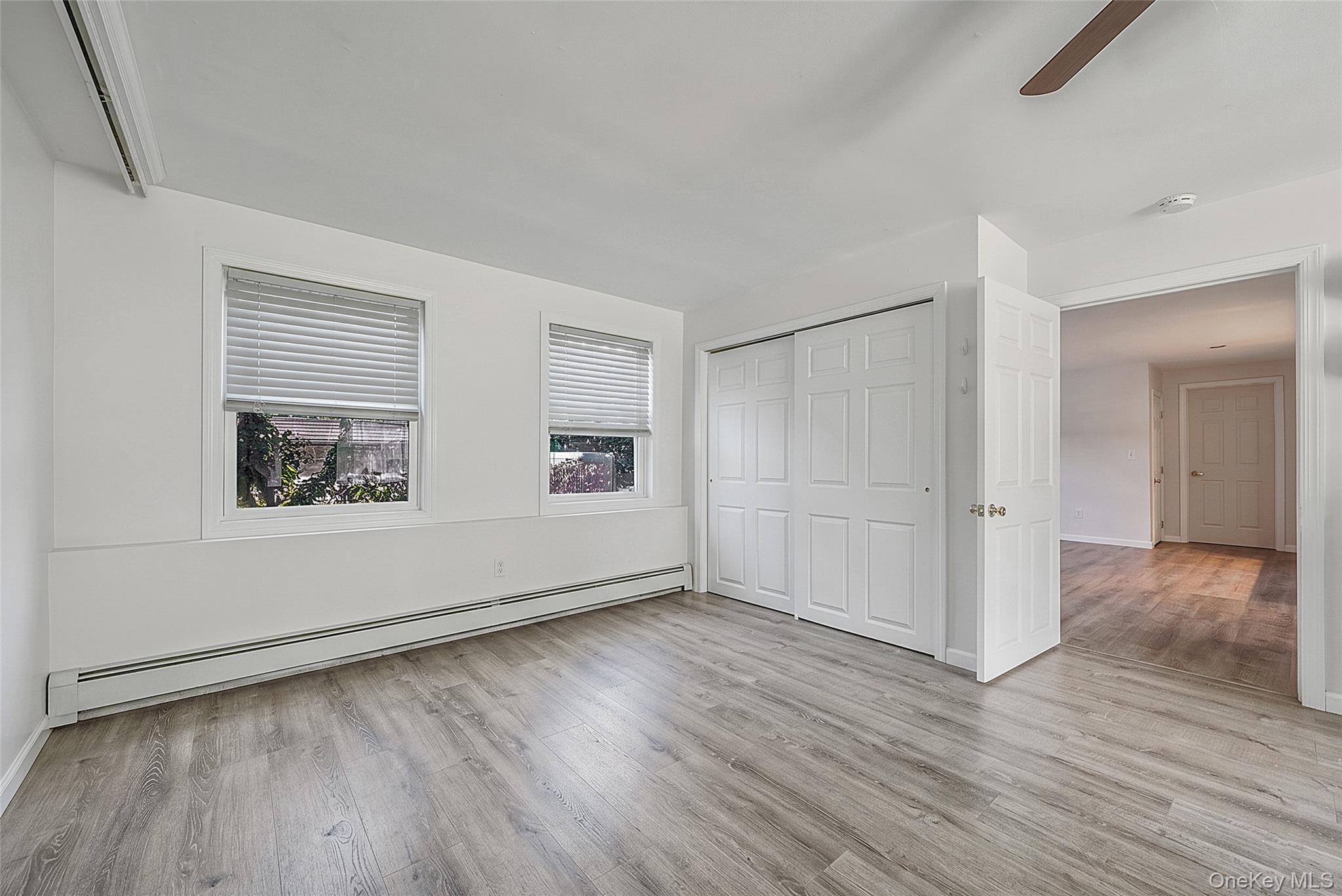 20 Rochelle Court Amityville, NY 11701 - Photo 11 of 43