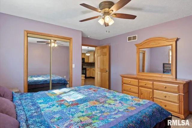 $179,900 | 132 West Jones Street, Williamsville, IL 62693