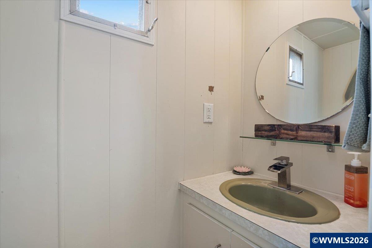 5355 River Road North, Unit 16 Keizer, OR 97303 - Photo 21 of 31