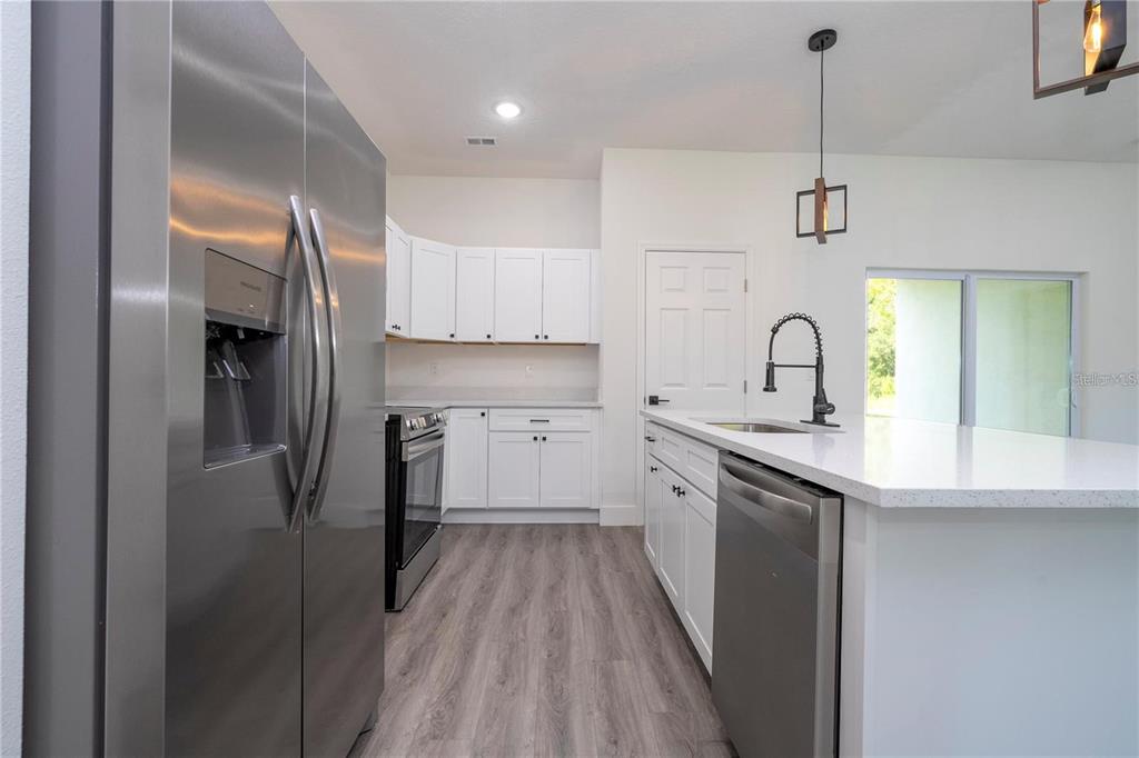 6671 Southwest 151 Loop Ocala, FL 34473 - Photo 7 of 35