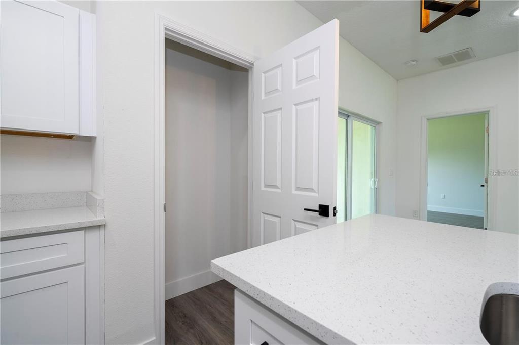 6671 Southwest 151 Loop Ocala, FL 34473 - Photo 8 of 35
