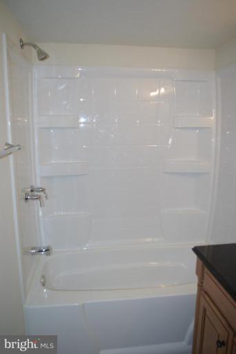 6228 Falkirk Road Baltimore, MD 21239 - Photo 10 of 19 Bath #2