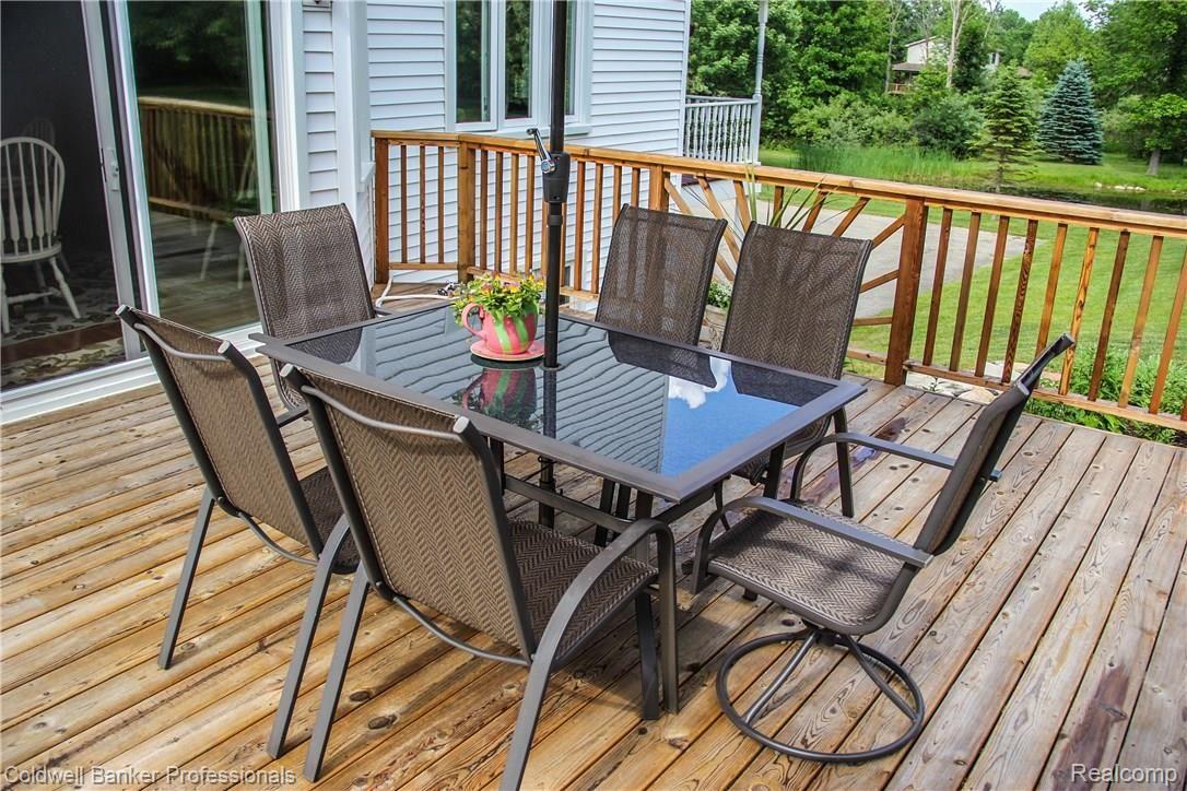 7345 Oakhill Road Clarkston, MI 48348 - Photo 5 of 52 Oakhill_edited055.jpg