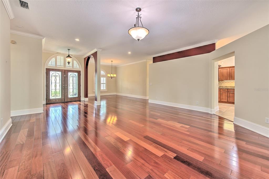 5207 Merion Road Valrico, FL 33596 - Photo 10 of 100 Gallery Image 10