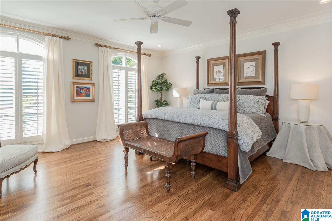 2048 Magnolia Ridge Birmingham, AL 35243 - Photo 23 of 50