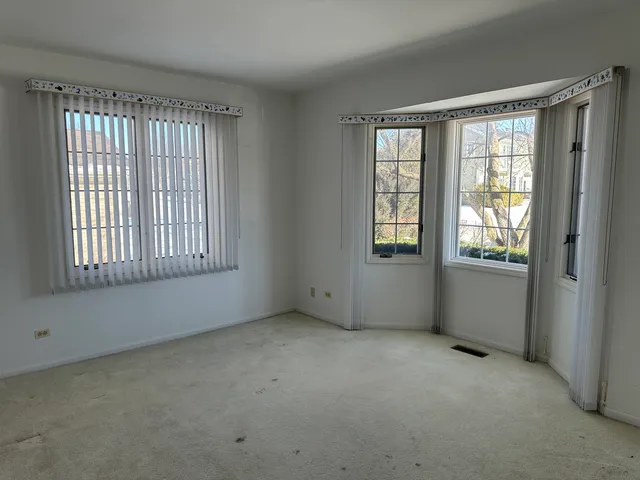 $409,900 | 610 Golfers Lane, Bartlett, IL 60103